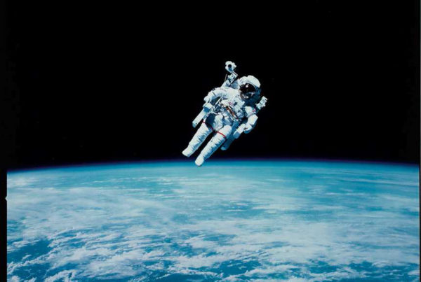 BAF02525_Unknown_Space Exploration (30 pie